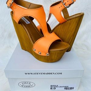 Steve Madden ✨ Platform Wedges